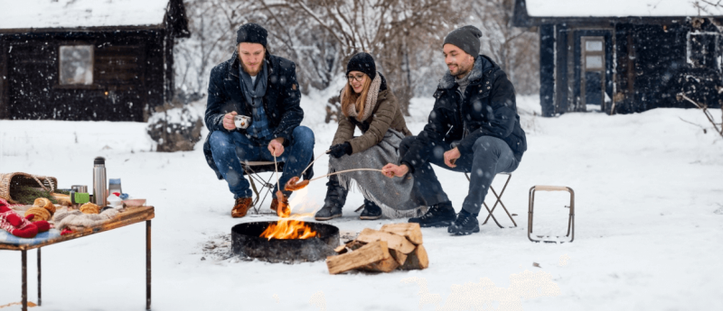 Chill Vibes Only: 15 Winter Picnic Ideas for Your Backyard & Patio