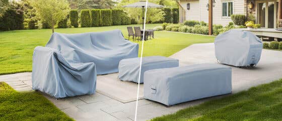 Standard Covers vs Custom Covers – Which One Should You Choose? 