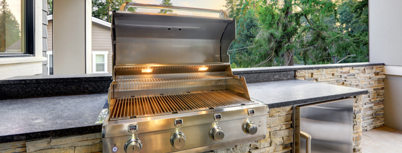 Outdoor grill with open lid